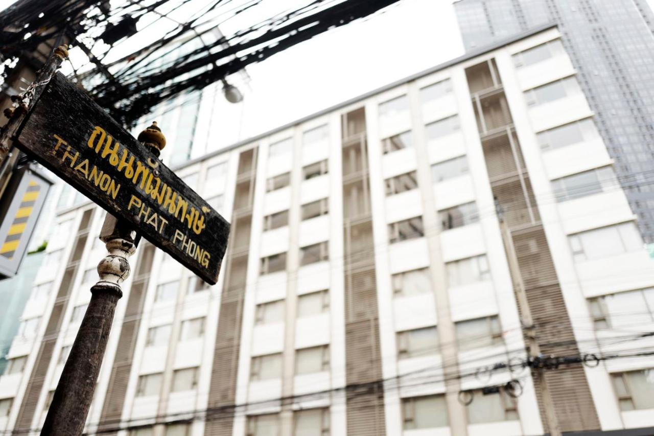 56 Surawong Hotel Бангкок Экстерьер фото